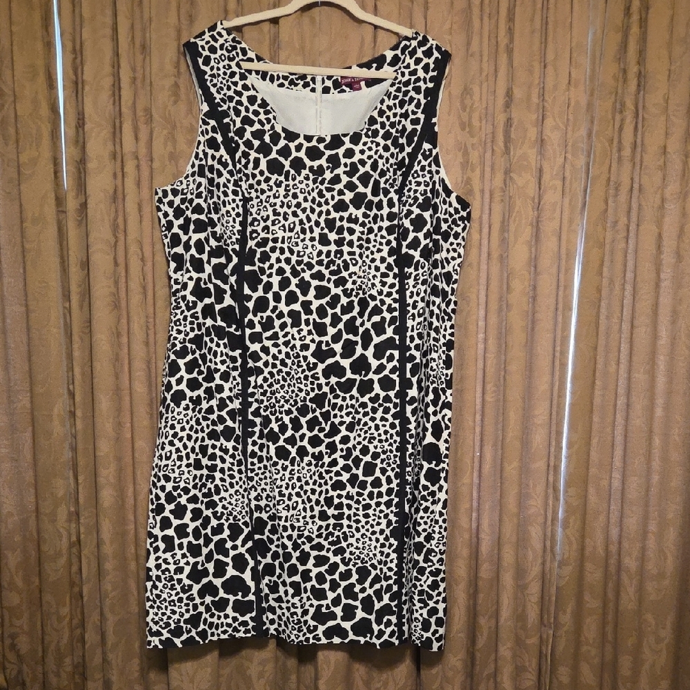 Jessica London Black and White Sheath Midi Dress